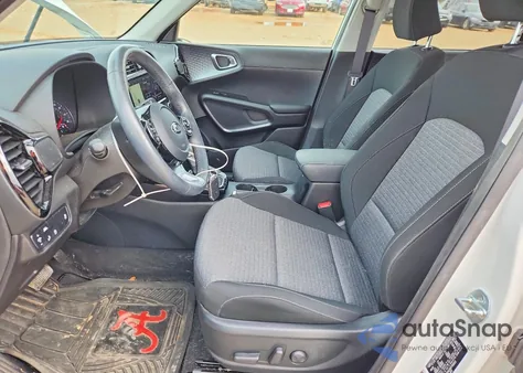 2021 Kia Soul Ex z USA, uszkodzony, nr VIN KNDJ33AU1M7760921